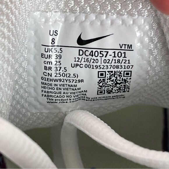 NEW Nike Air Max Genome Sneakers Low Top Women's Size 8 White Blue DC4057-101 - Picture 8 of 12